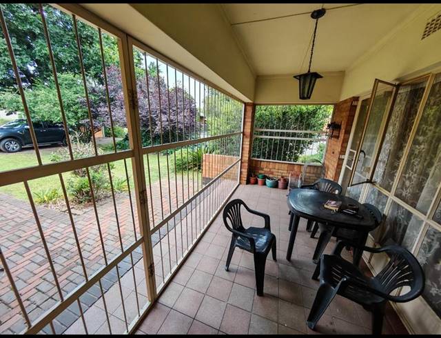 3 BEDROOM HOUSE FOR SALE IN VANDERBIJLPARK SW 5